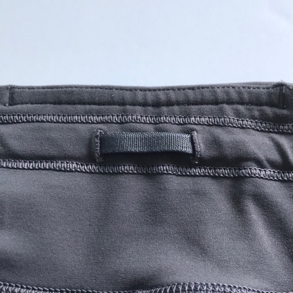 lululemon speed up shorts NWOT - Picture 5 of 6